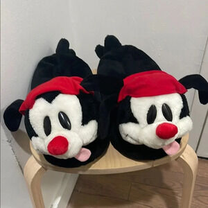Vintage 1995 Animaniacs Bedroom Slippers. Never used. Measures 11.5” in length.